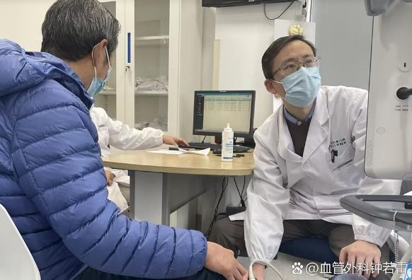 静脉曲张复发了，还能做联合微创吗？