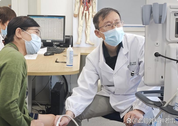 静脉曲张往大腿发展，对身体会有影响吗？主要这2个问题
