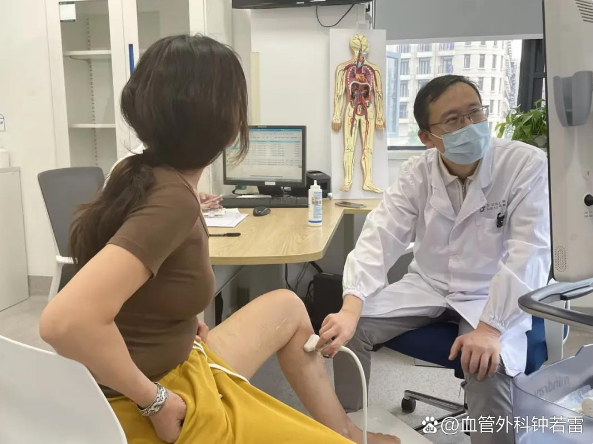 曲张血管像“树根”蔓延到大腿，山东大姐微创术后半年，重获轻盈双腿