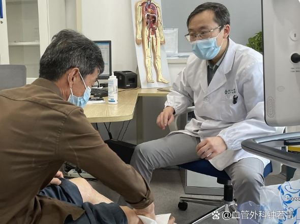 为什么静脉曲张病情会急速变化？主要是这2点原因