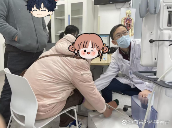 59岁阿姨静脉曲张，一直不敢治疗，趁着年假儿子带来武汉做微创