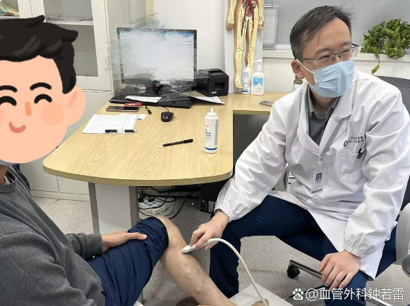 福建58岁大哥静脉曲张，传统开刀留下阴影，体验微创后直呼：不敢相信