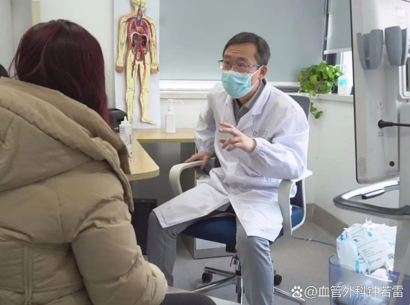 河南42岁女士静脉曲张，腿瘙痒难耐，联合微创手术解除困扰